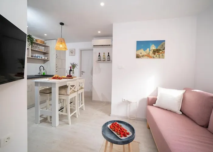 New Cozy Apartment - Center Of Old Town Omis